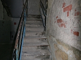 Marodes Treppenhaus im Bürotrakt (Amino-Gebäude) vor der Sanierung